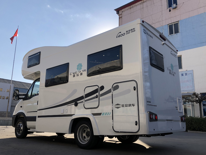 舒適、空間、安全，樣樣具備的房車