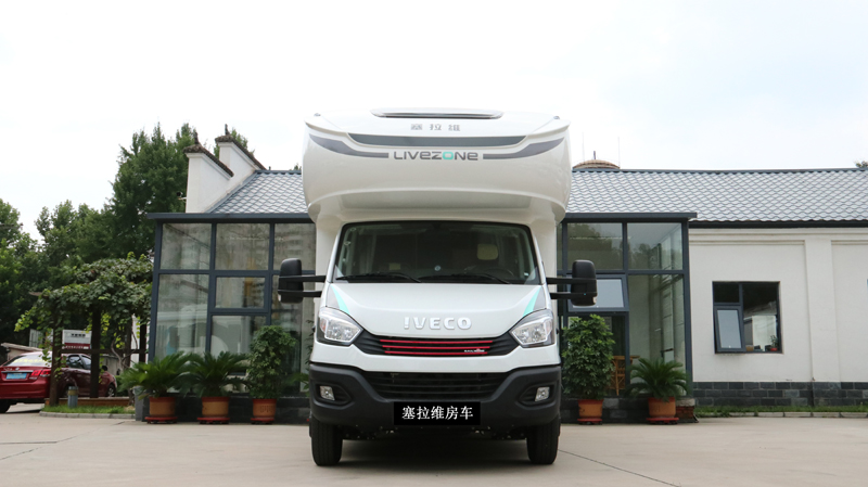 皮卡房車(chē)和依維柯房車(chē)你會(huì)選哪種？