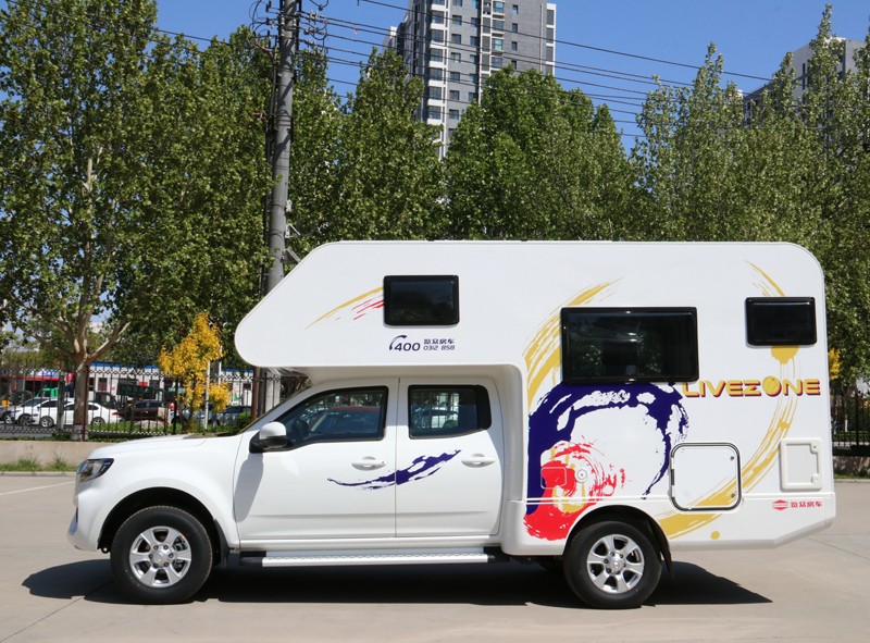 四驅(qū)、兩張超大床人床的房車，看這款