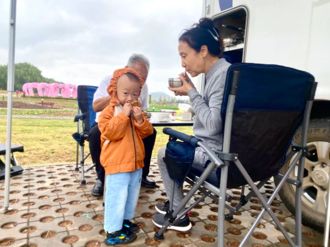 精致化露營“選手”，將吃住行融為一體，適合1~2人四季旅行