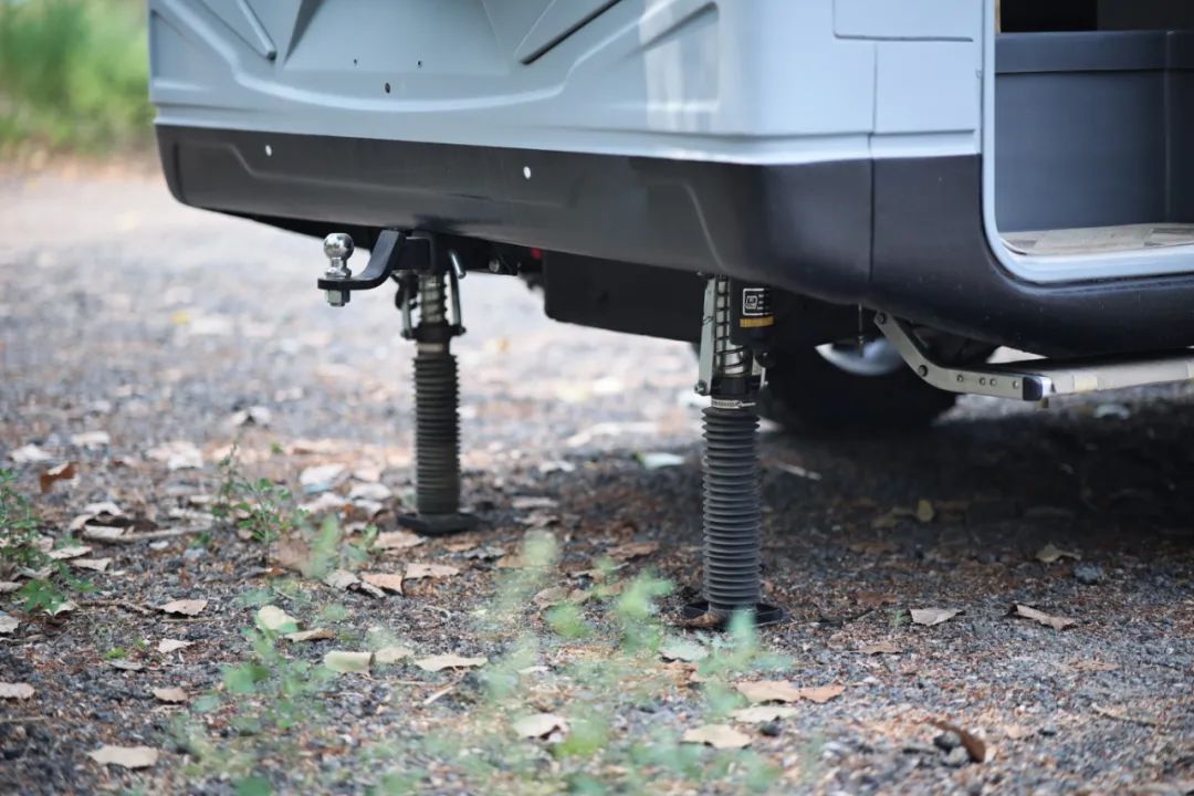 TOD智能四驅(qū) 全車越野套件，這是不是你理想的C型越野房車？