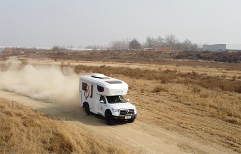 自由炮自動(dòng)檔、四驅(qū)房車(chē)，值得選擇